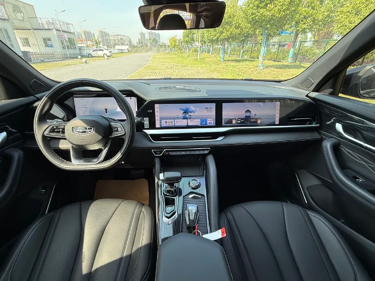 2024 Geely Monjaro 2.0T 218HP L4 7DCT,autocango,china used car exporter,china ev exporter,chinese used car exporter,chinese used ev exporter