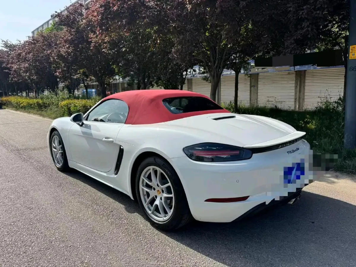 2022 Porsche 718 2.0T 250HP H4 7DCT,autocango,china used car exporter,china ev exporter,chinese used car exporter,chinese used ev exporter