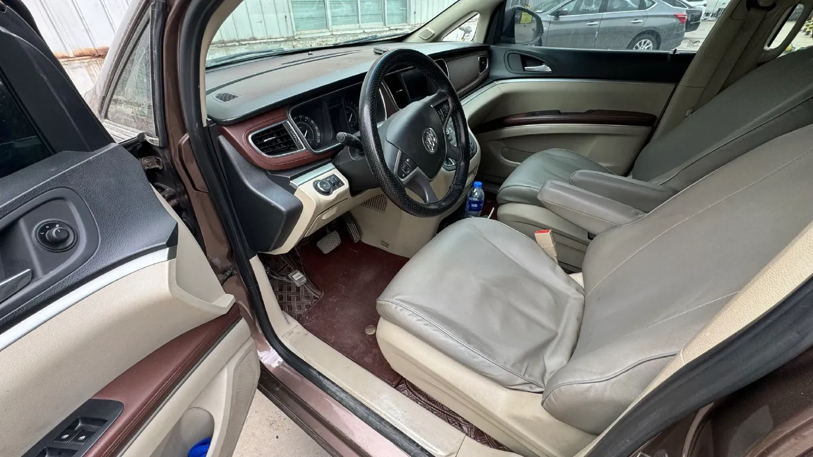 2018 Buick GL8 2.0T 260HP L4 6AT,autocango,china used car exporter,china ev exporter,chinese used car exporter,chinese used ev exporter