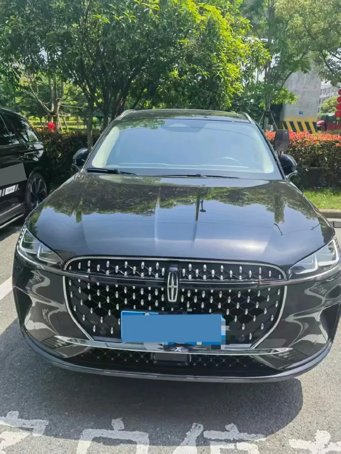 2024 Lincoln Corsair 2.0T 261HP L4 8AT,autocango,china used car exporter,china ev exporter,chinese used car exporter,chinese used ev exporter