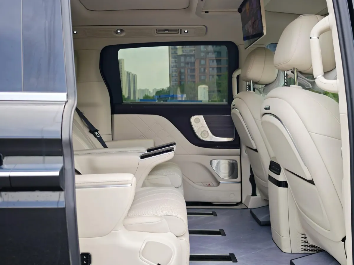 2026 Voyah Dream 1.5T 150HP L4 PHEV,autocango,china used car exporter,china ev exporter,chinese used car exporter,chinese used ev exporter