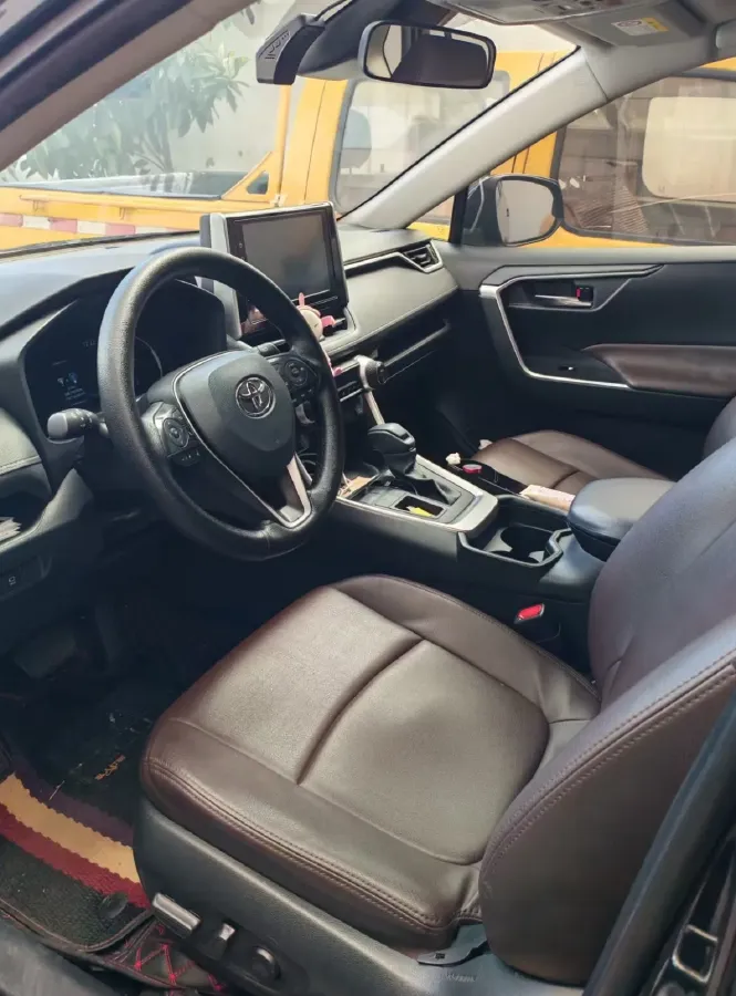 2021 Toyota RAV4 2.0L 171HP L4 CVT,autocango,china used car exporter,china ev exporter,chinese used car exporter,chinese used ev exporter