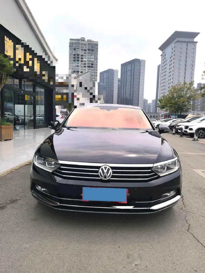 2019 Volkswagen Magotan 2.0T 186HP L4 7DCT,autocango,china used car exporter,china ev exporter,chinese used car exporter,chinese used ev exporter