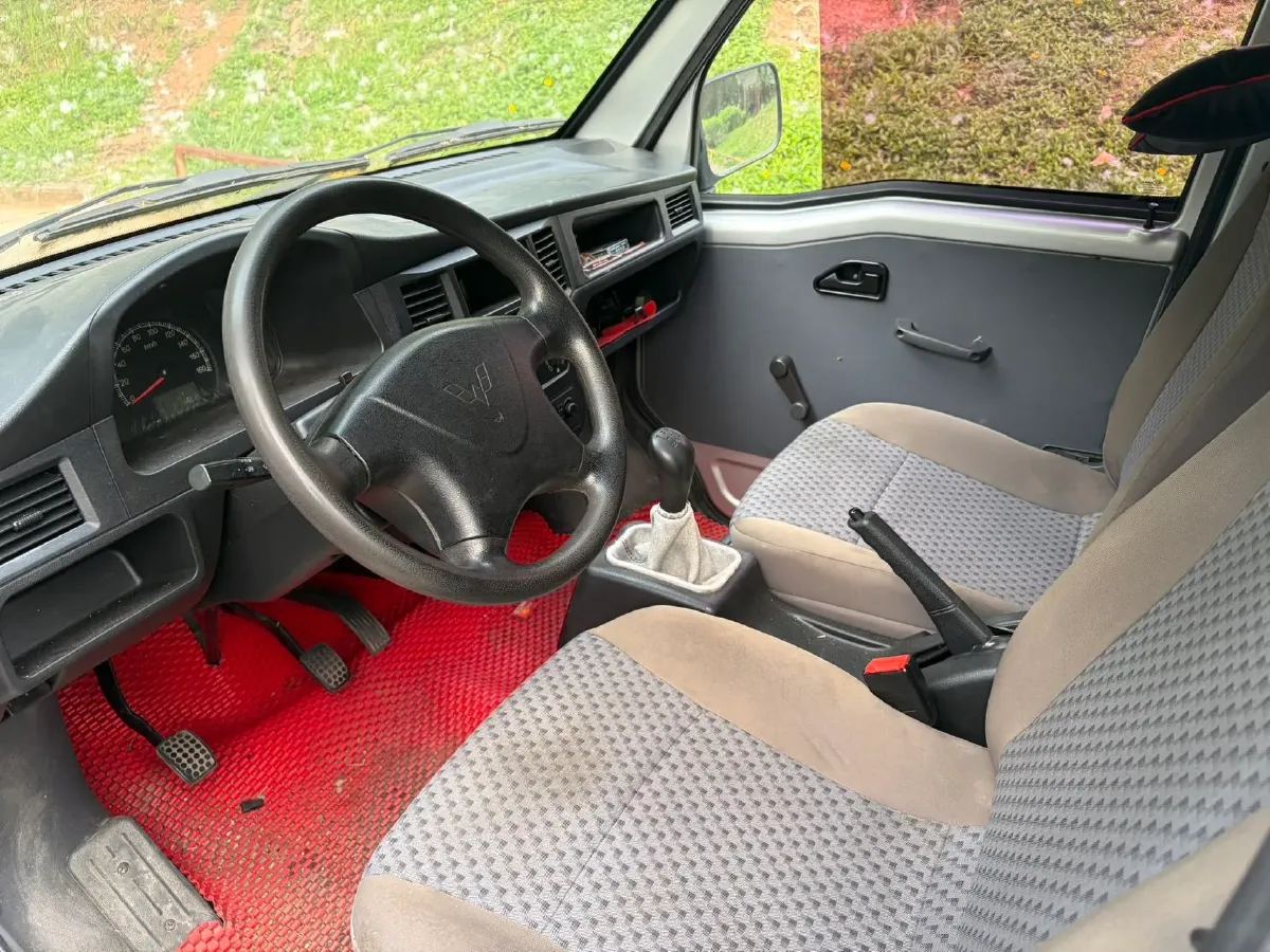 2020 WuLing ZhiGuang Mini Truck 1.2L 76HP L4 5MT,autocango,china used car exporter,china ev exporter,chinese used car exporter,chinese used ev exporter