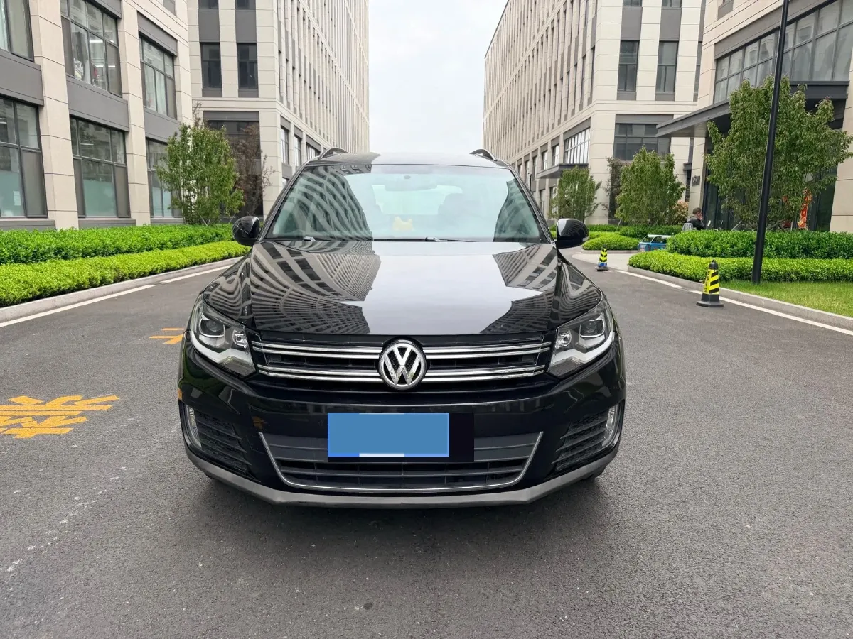 2013 Volkswagen Tiguan 1.8T 160HP L4 6AT,autocango,china used car exporter,china ev exporter,chinese used car exporter,chinese used ev exporter