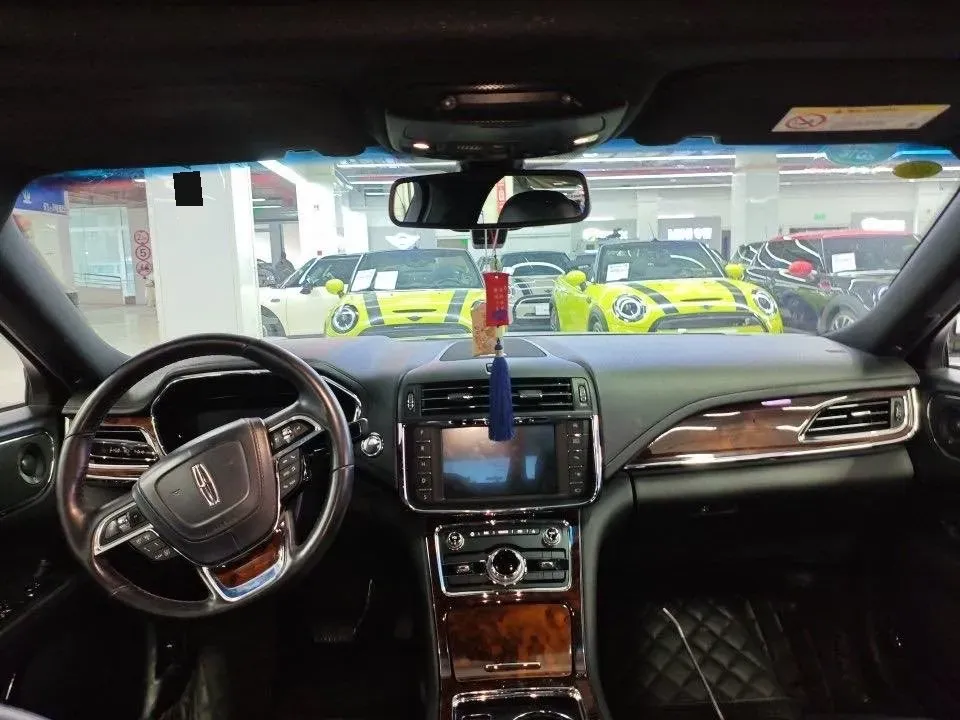 2017 Lincoln Continental 2.0T 261HP L4 6AT,autocango,china used car exporter,china ev exporter,chinese used car exporter,chinese used ev exporter