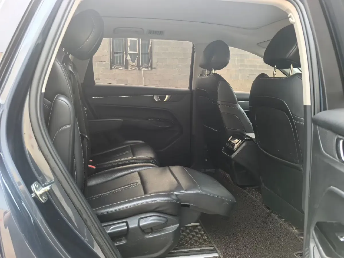 2020 WuLing KaiJie 1.5T 147HP L4 CVT,autocango,china used car exporter,china ev exporter,chinese used car exporter,chinese used ev exporter