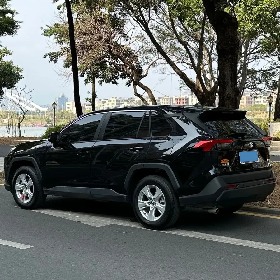 2023 Toyota RAV4 2.0L 171HP L4 CVT,autocango,china used car exporter,china ev exporter,chinese used car exporter,chinese used ev exporter
