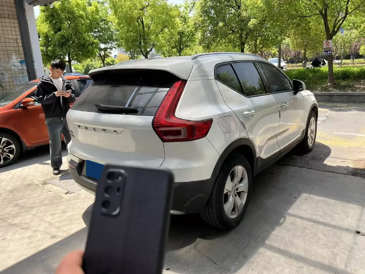 2020 Volvo XC40 1.5T 163HP L3 8AT,autocango,china used car exporter,china ev exporter,chinese used car exporter,chinese used ev exporter