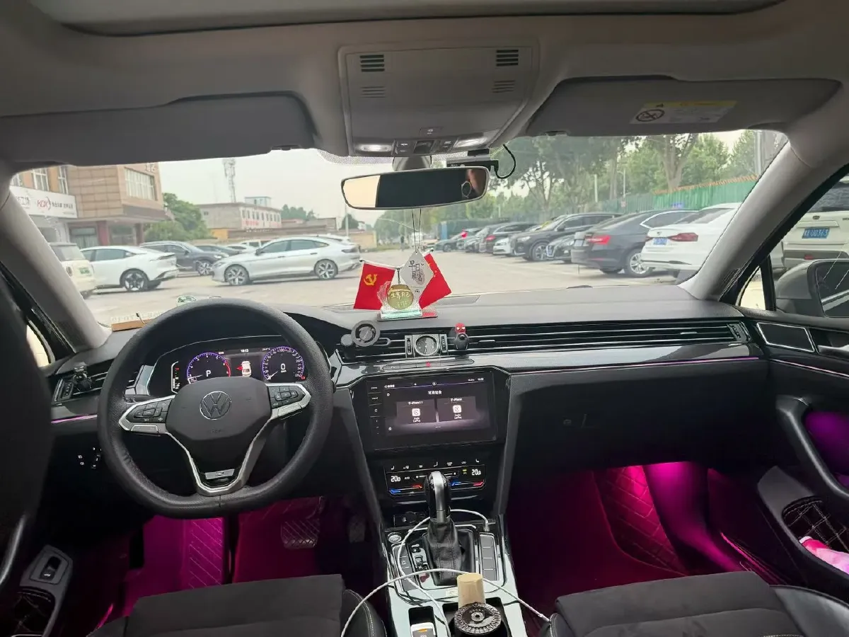 2020 Volkswagen Magotan 2.0T 186HP L4 7DCT,autocango,china used car exporter,china ev exporter,chinese used car exporter,chinese used ev exporter