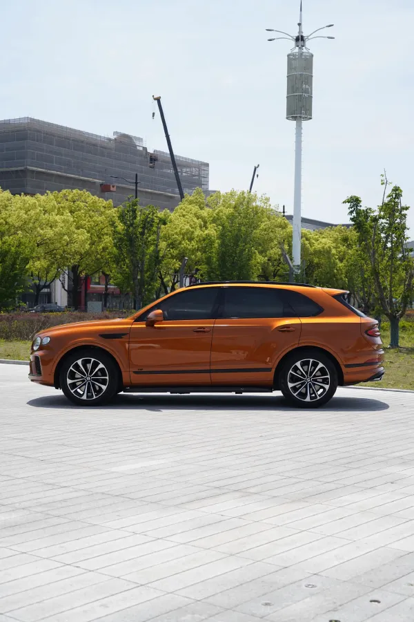 2022 Bentley Bentayga 4.0T 550HP V8 8AT,autocango,china used car exporter,china ev exporter,chinese used car exporter,chinese used ev exporter