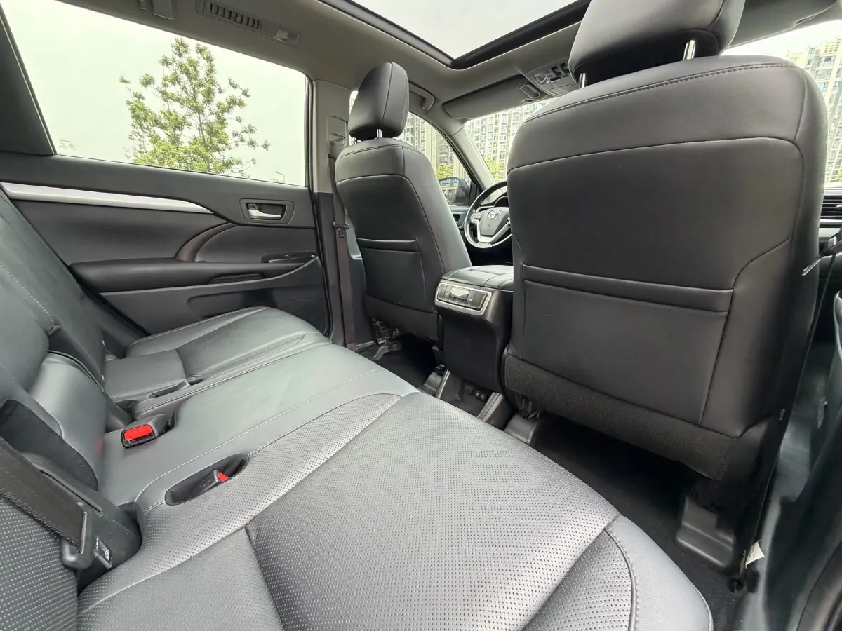 2019 Mazda CX-8 2.5L 192HP L4 6AT,autocango,china used car exporter,china ev exporter,chinese used car exporter,chinese used ev exporter