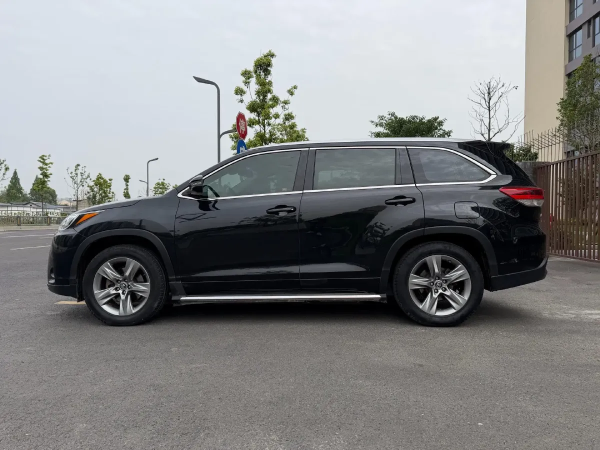 2019 Mazda CX-8 2.5L 192HP L4 6AT,autocango,china used car exporter,china ev exporter,chinese used car exporter,chinese used ev exporter