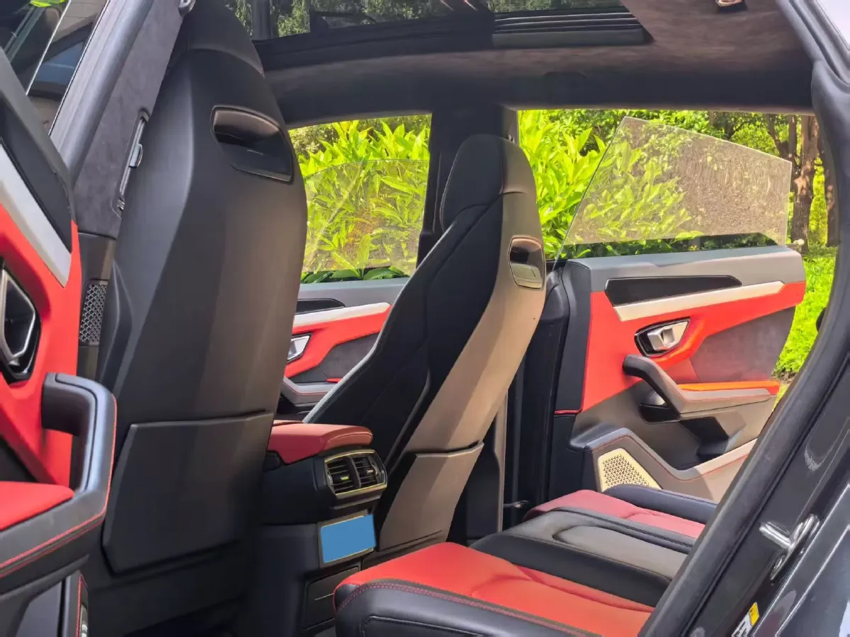 2018 Lamborghini Urus 4.0T 650HP V8 8AT,autocango,china used car exporter,china ev exporter,chinese used car exporter,chinese used ev exporter