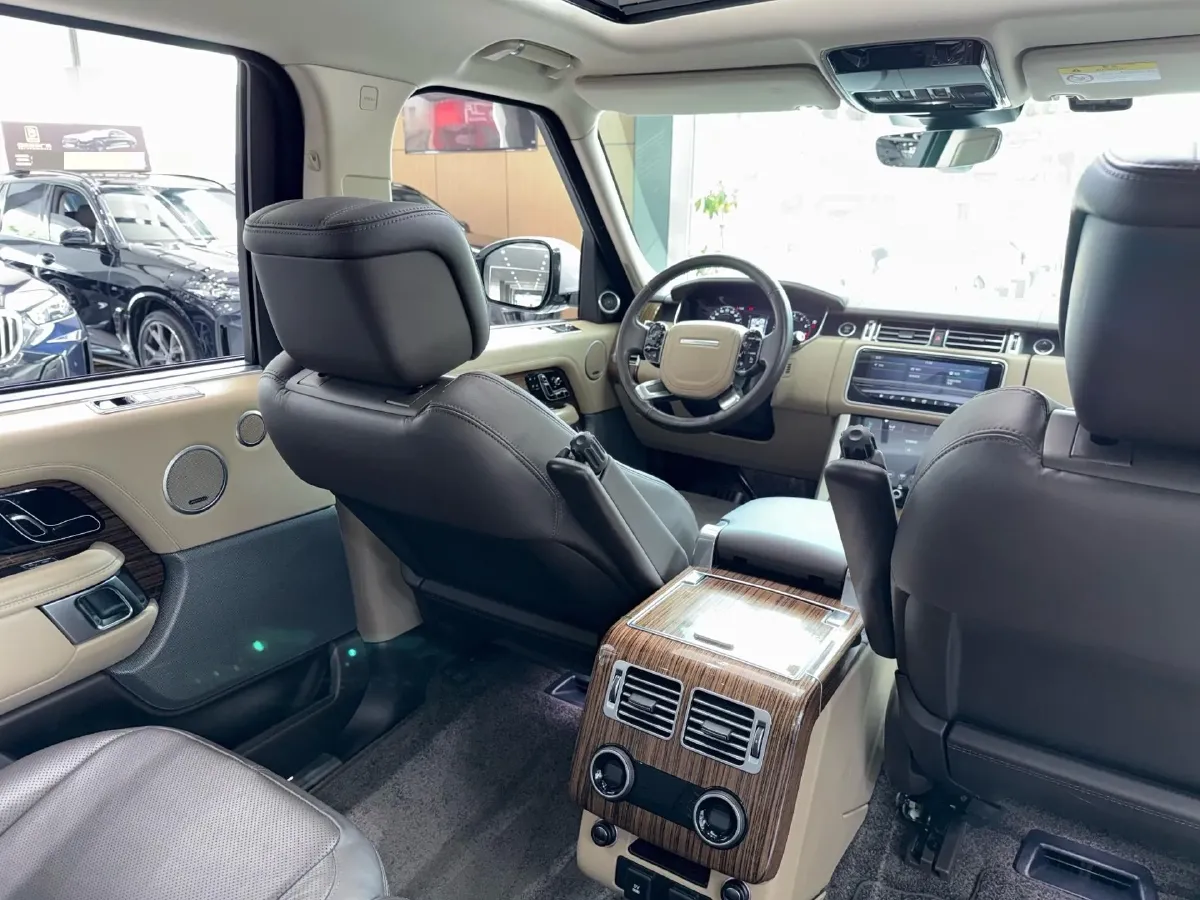 2018 Land Rover Range Rover 3.0T 381HP V6 8AT,autocango,china used car exporter,china ev exporter,chinese used car exporter,chinese used ev exporter