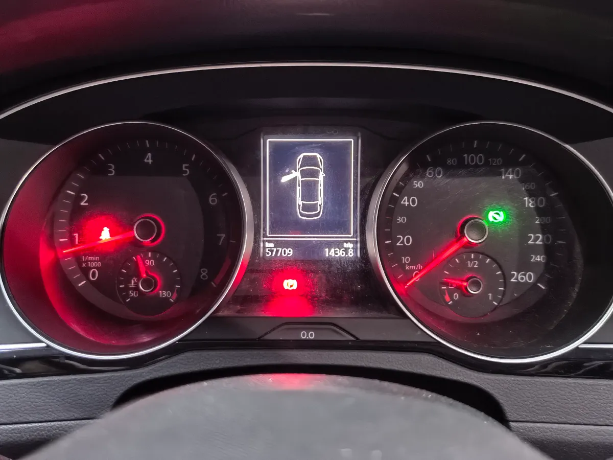 2020 Volkswagen Magotan 2.0T 186HP L4 7DCT,autocango,china used car exporter,china ev exporter,chinese used car exporter,chinese used ev exporter