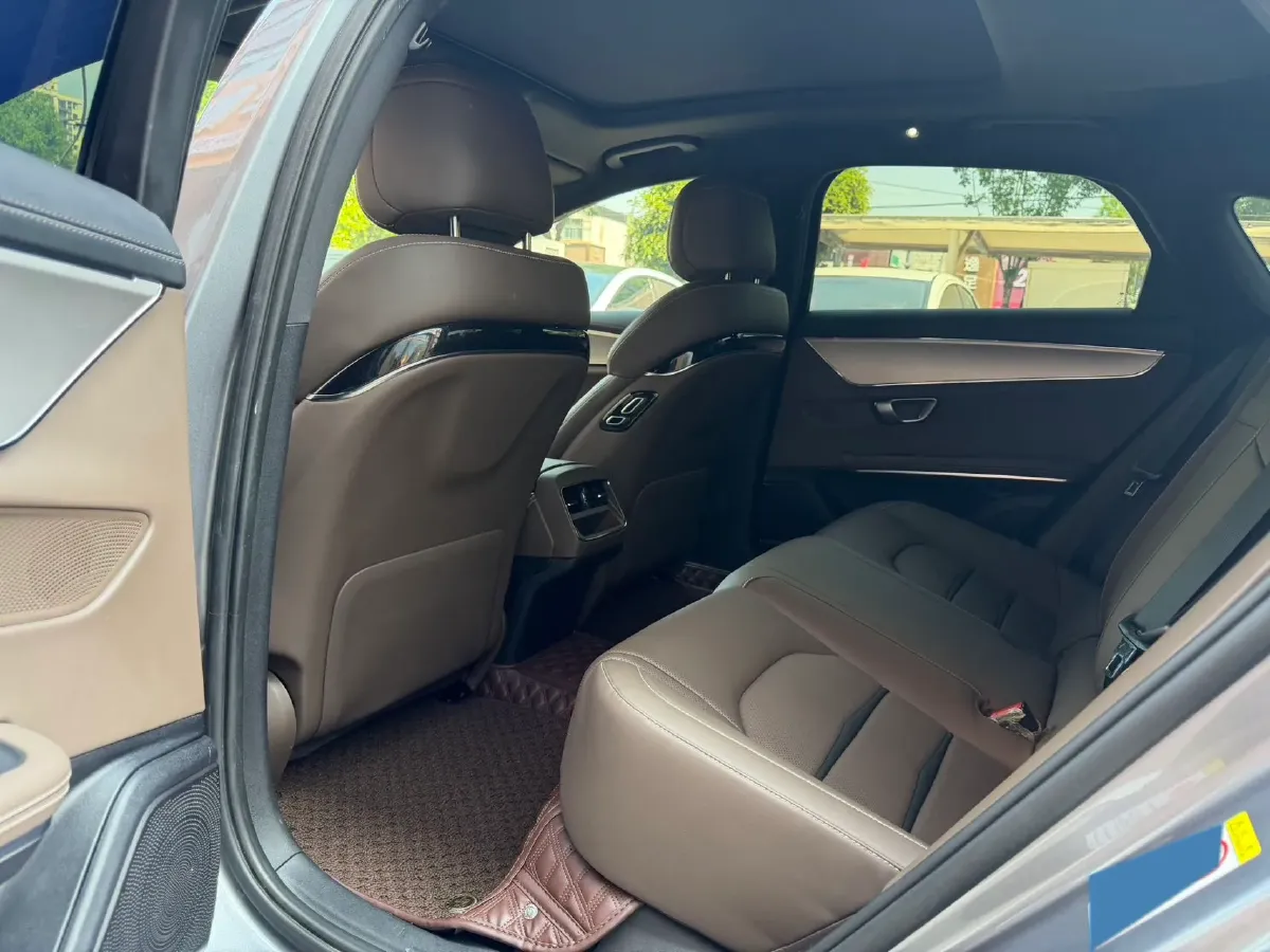 2020 Honda Breeze 2.0L 146HP L4 E-CVT Hybrid,autocango,china used car exporter,china ev exporter,chinese used car exporter,chinese used ev exporter