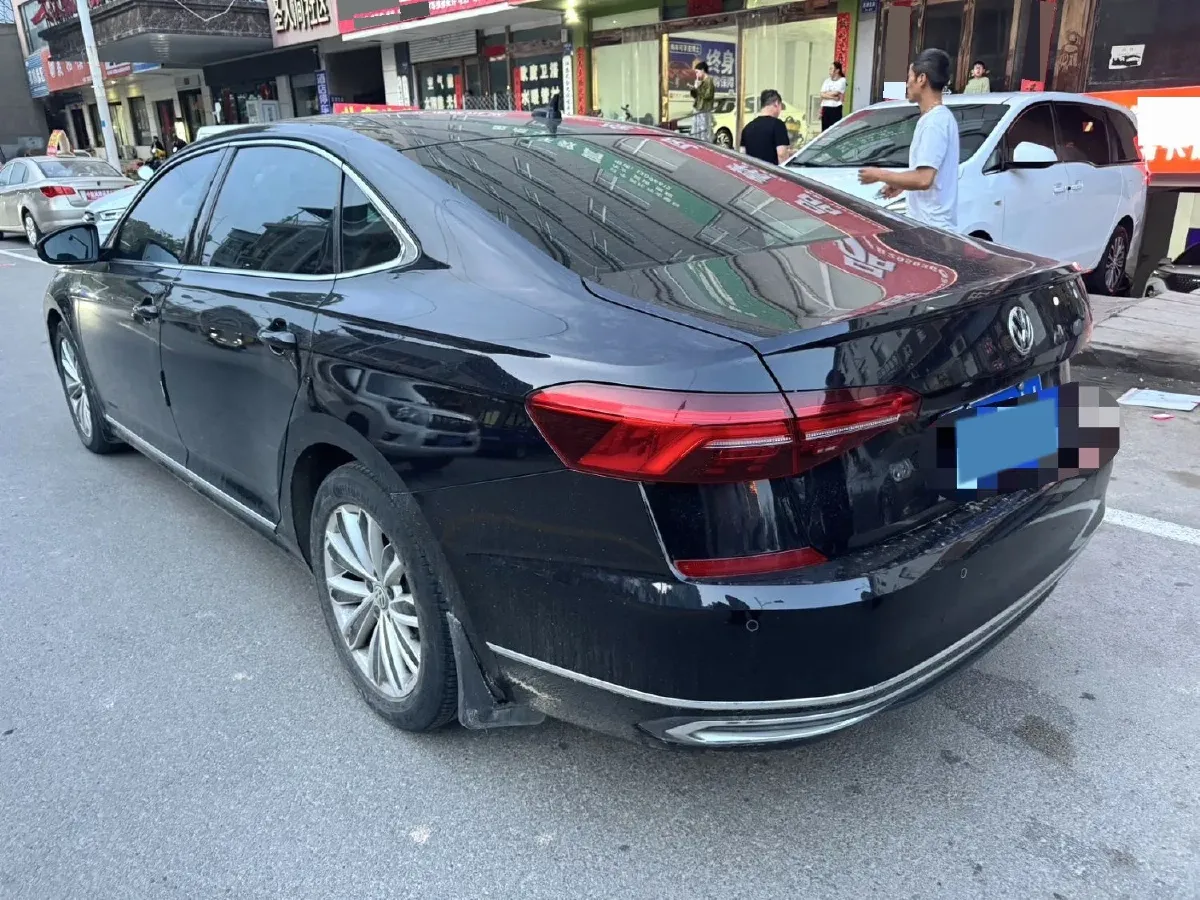 2020 Volkswagen Passat 2.0T 186HP L4 7DCT,autocango,china used car exporter,china ev exporter,chinese used car exporter,chinese used ev exporter