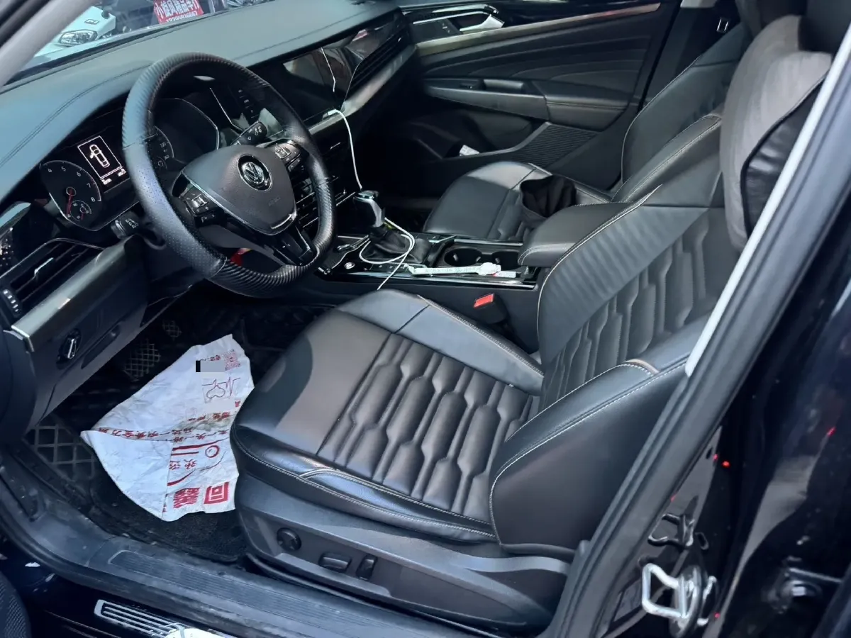 2020 Volkswagen Passat 2.0T 186HP L4 7DCT,autocango,china used car exporter,china ev exporter,chinese used car exporter,chinese used ev exporter