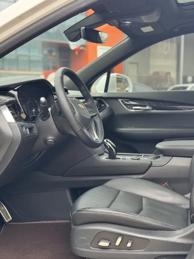 2020 Cadillac XT6 2.0T 237HP L4 9AT,autocango,china used car exporter,china ev exporter,chinese used car exporter,chinese used ev exporter