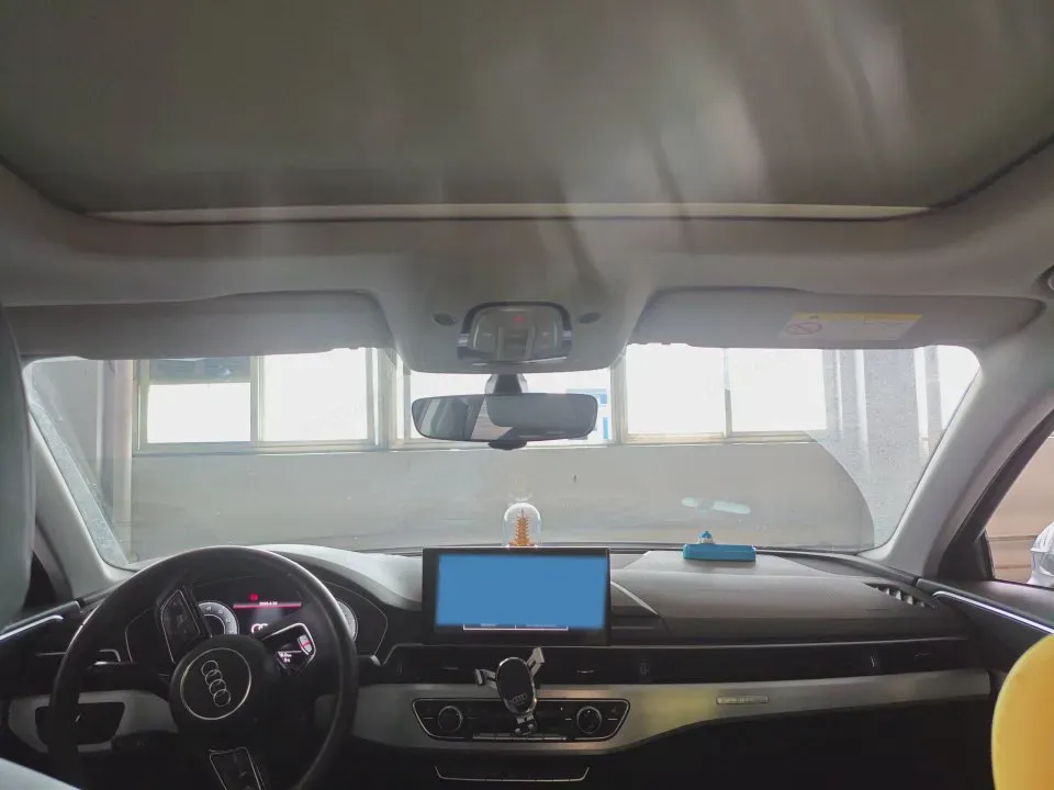 2020 Audi A4L 2.0T 190HP L4 7DCT,autocango,china used car exporter,china ev exporter,chinese used car exporter,chinese used ev exporter