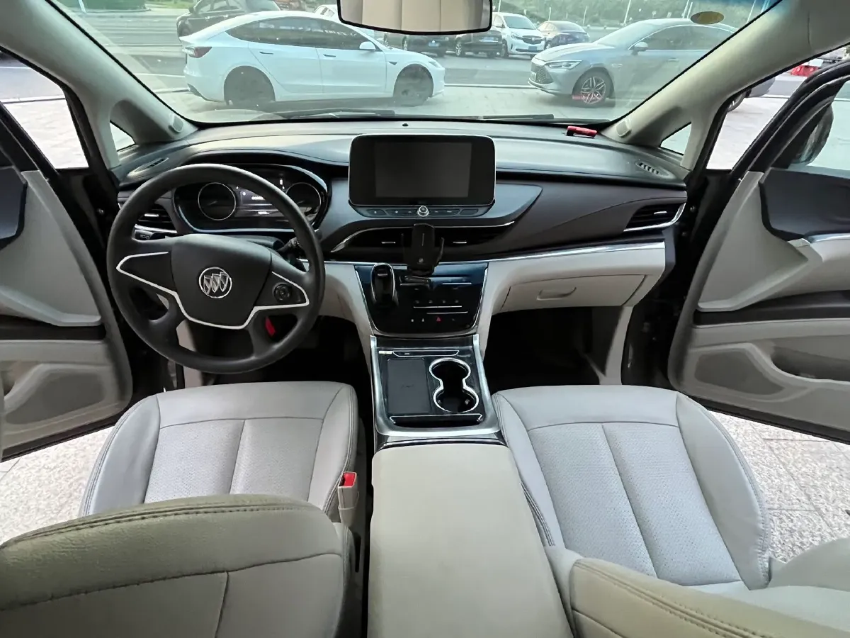 2021 Buick GL8 2.0T 237HP L4 9AT,autocango,china used car exporter,china ev exporter,chinese used car exporter,chinese used ev exporter