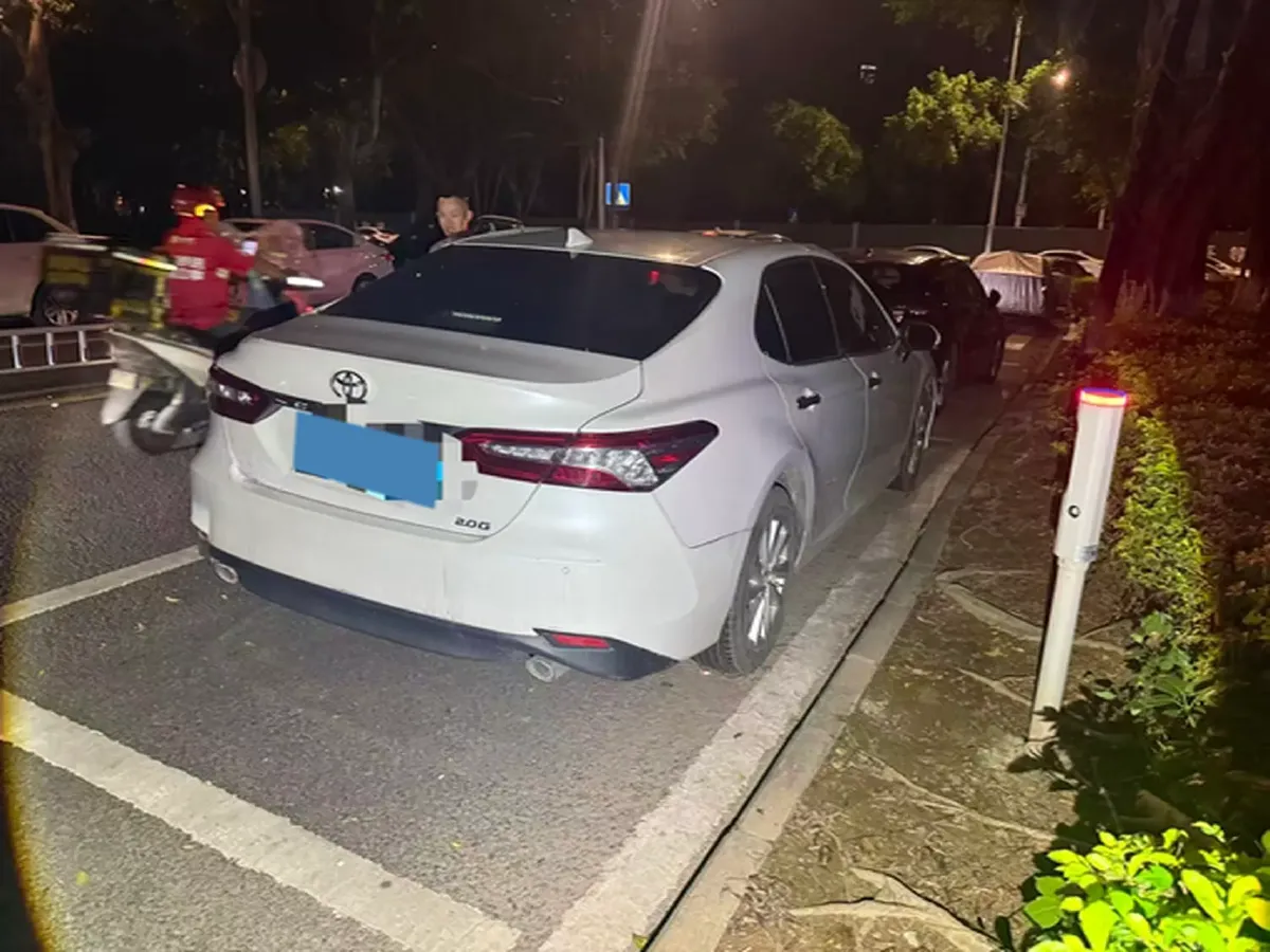 2021 Toyota Camry 2.0L 178HP L4 CVT,autocango,china used car exporter,china ev exporter,chinese used car exporter,chinese used ev exporter