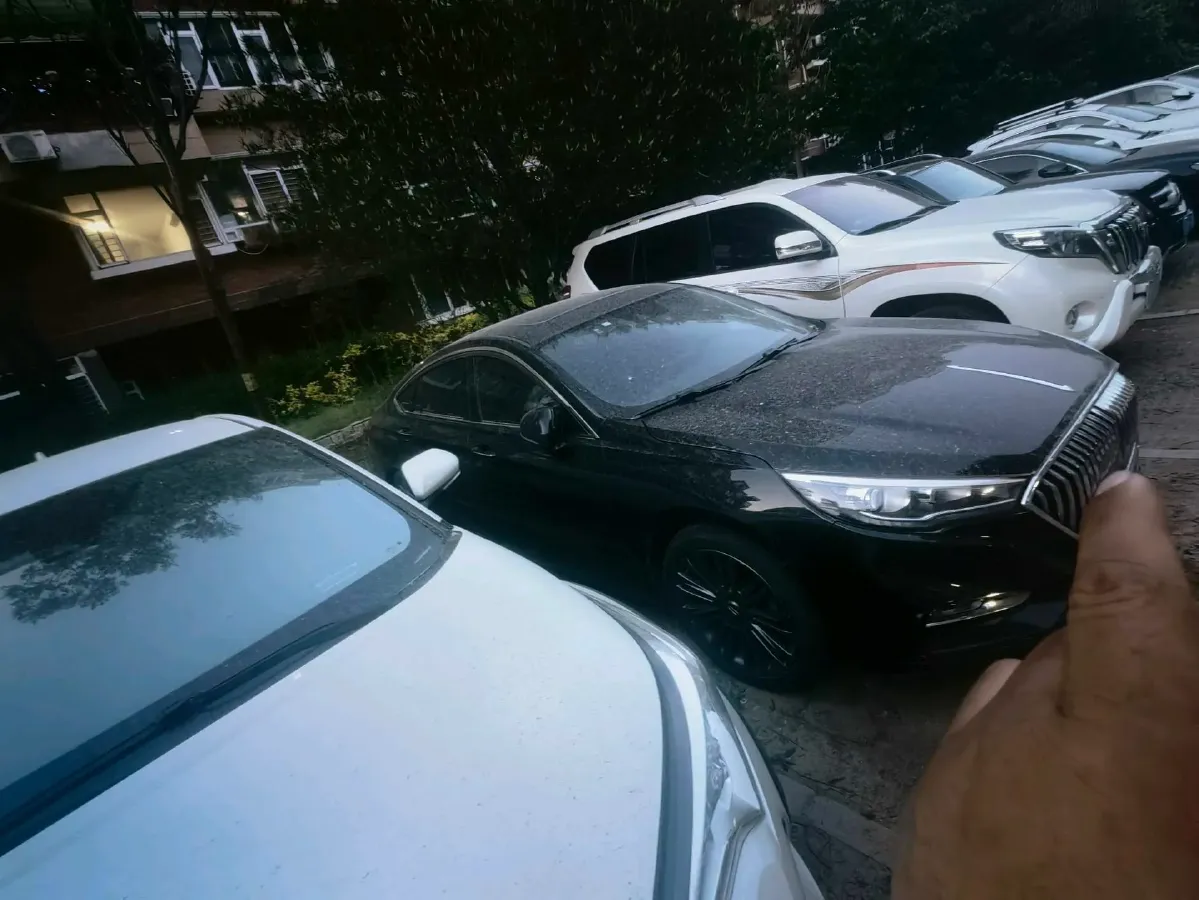 2020 HongQi H5 1.8T 197HP L4 6AT,autocango,china used car exporter,china ev exporter,chinese used car exporter,chinese used ev exporter