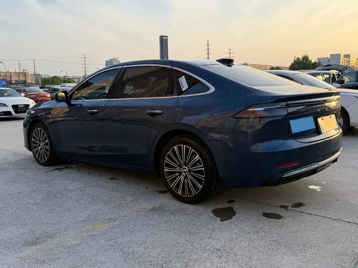 2025 Geely Galaxy A7 1.5L 112HP L4 1DHT PHEV,autocango,china used car exporter,china ev exporter,chinese used car exporter,chinese used ev exporter