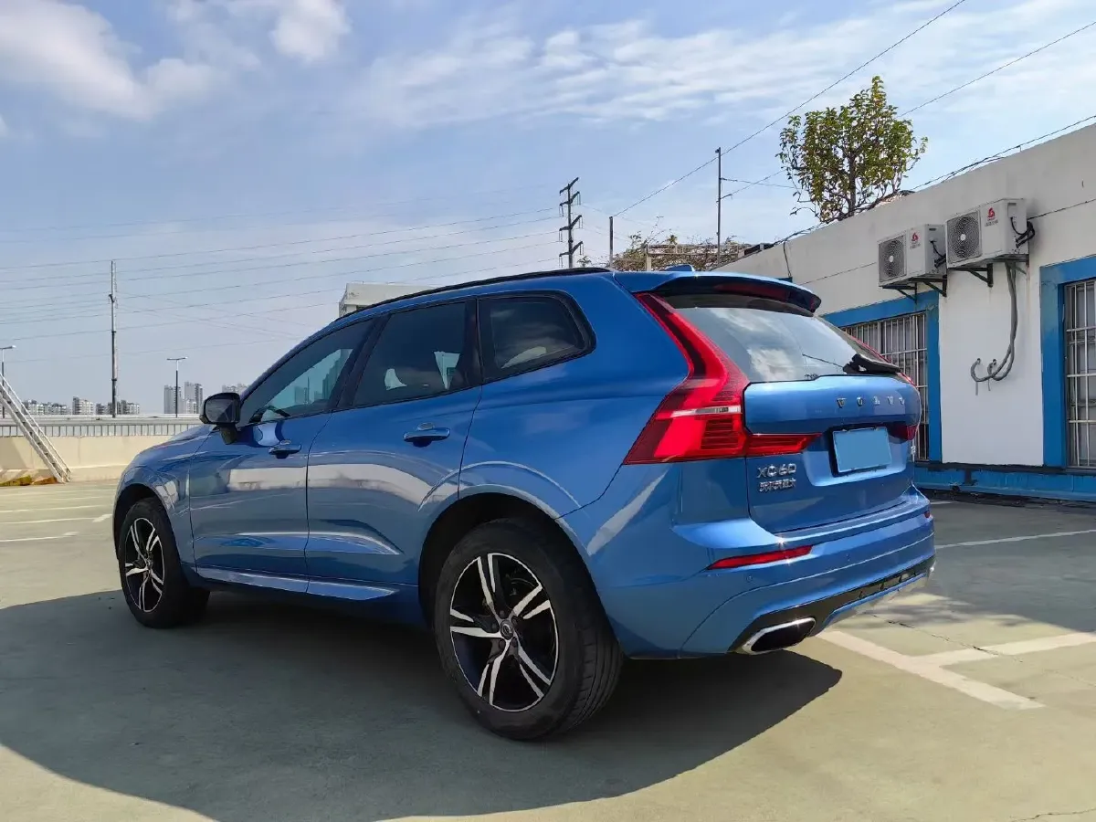 2020 Volvo XC60 2.0T 254HP L4 8AT,autocango,china used car exporter,china ev exporter,chinese used car exporter,chinese used ev exporter