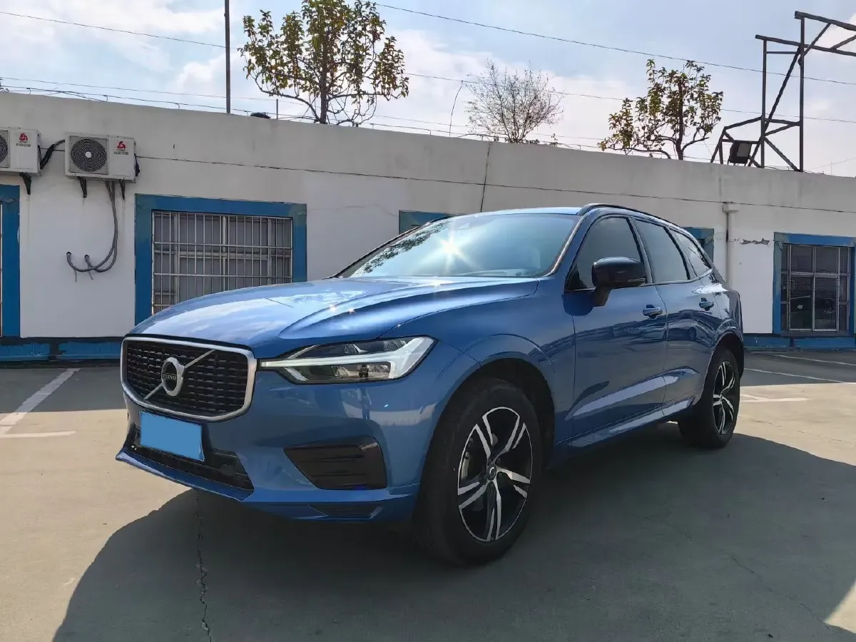 2020 Volvo XC60 2.0T 254HP L4 8AT,autocango,china used car exporter,china ev exporter,chinese used car exporter,chinese used ev exporter
