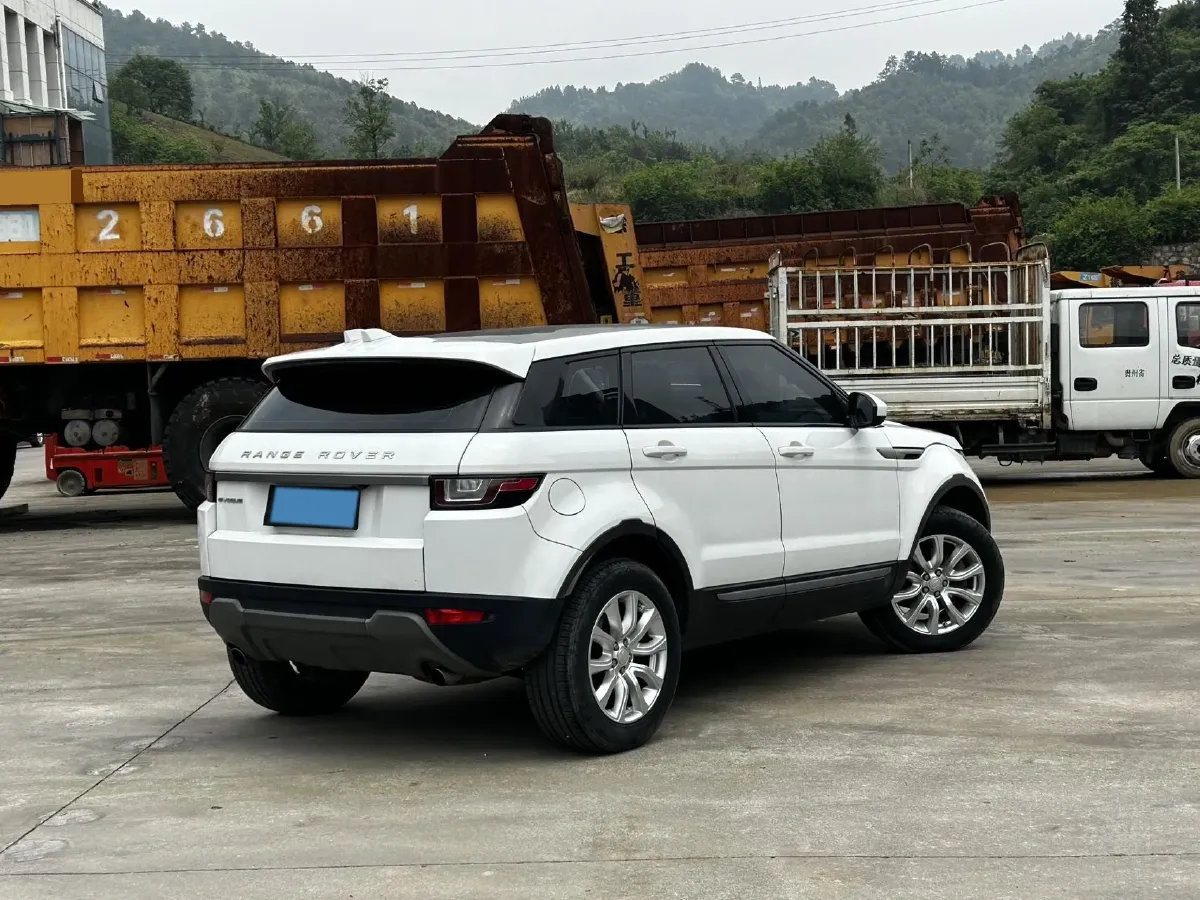 2018 Land Rover Range Rover Evoque 2.0T 241HP L4 9AT,autocango,china used car exporter,china ev exporter,chinese used car exporter,chinese used ev exporter