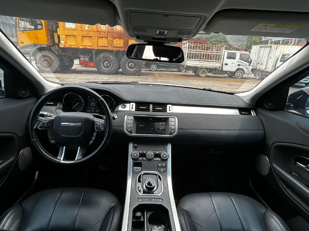 2018 Land Rover Range Rover Evoque 2.0T 241HP L4 9AT,autocango,china used car exporter,china ev exporter,chinese used car exporter,chinese used ev exporter