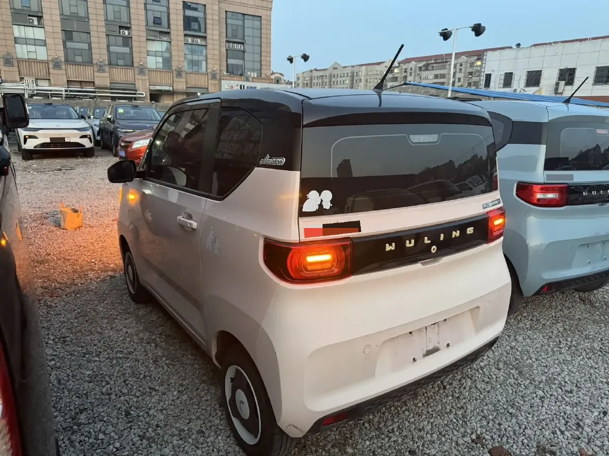 2022 WuLing HongGuang MINI EV BEV 9KWH,autocango,china used car exporter,china ev exporter,chinese used car exporter,chinese used ev exporter