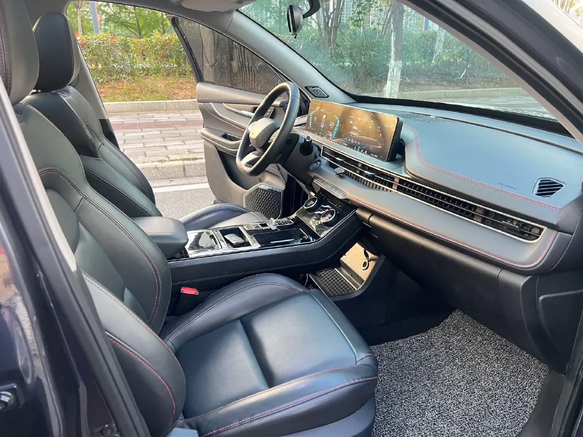 2022 ChangAn CS75 Plus 1.5T 188HP L4 8AT,autocango,china used car exporter,china ev exporter,chinese used car exporter,chinese used ev exporter