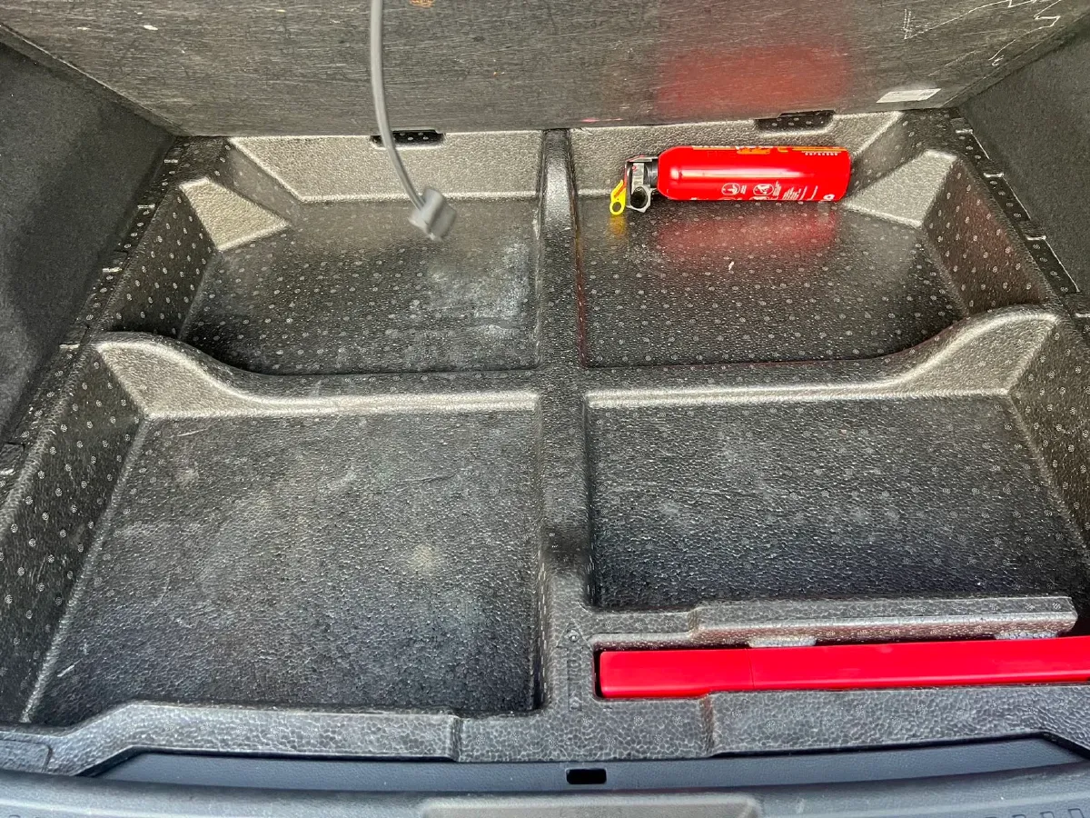 2022 ChangAn CS75 Plus 1.5T 188HP L4 8AT,autocango,china used car exporter,china ev exporter,chinese used car exporter,chinese used ev exporter