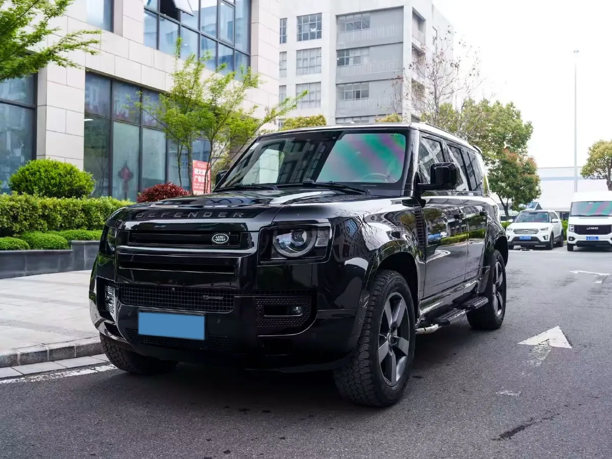 2023 Land Rover Defender 3.0T 400HP L6 8AT,autocango,china used car exporter,china ev exporter,chinese used car exporter,chinese used ev exporter