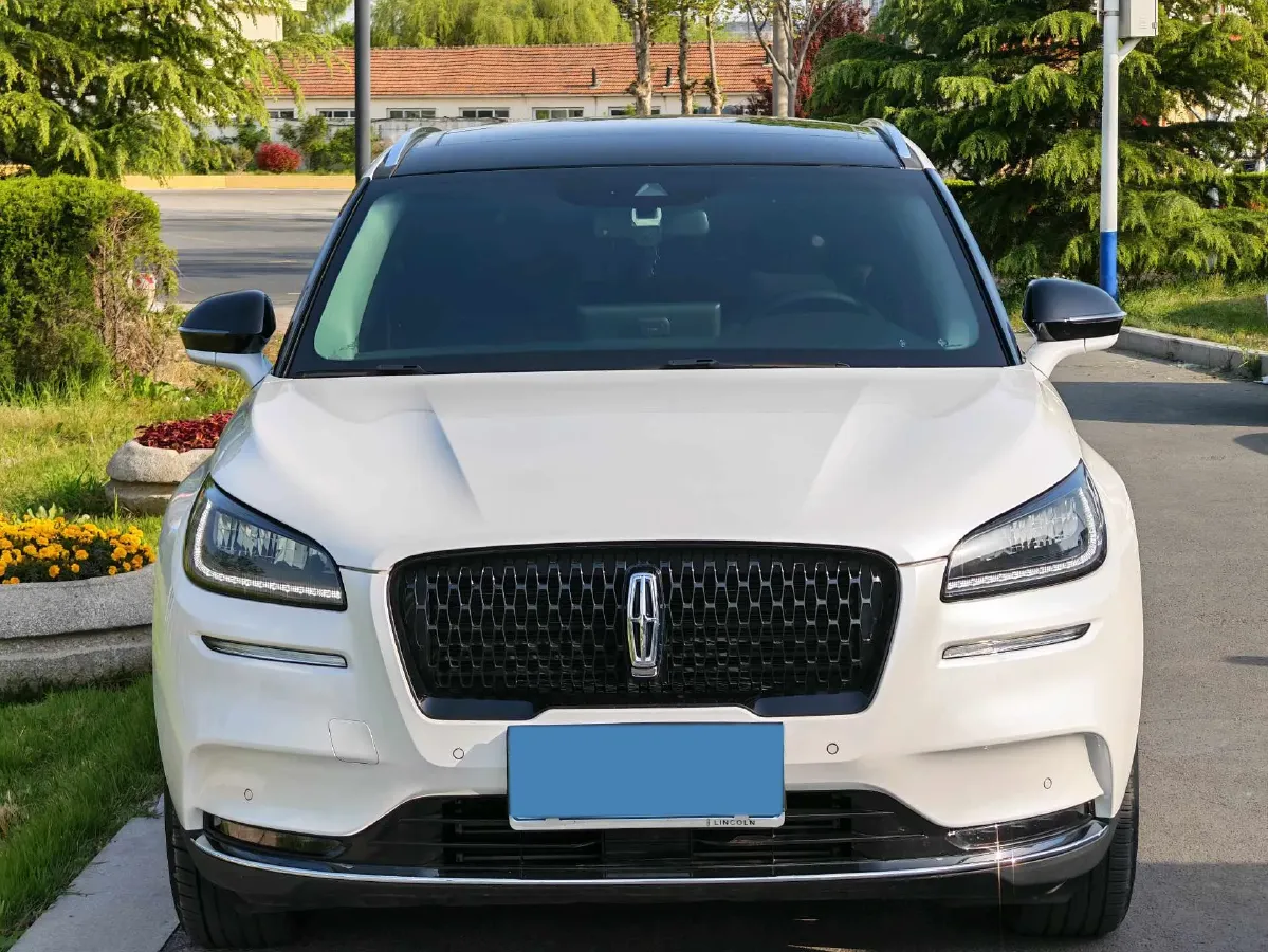 2022 Lincoln Corsair 2.0T 245HP L4 8AT,autocango,china used car exporter,china ev exporter,chinese used car exporter,chinese used ev exporter