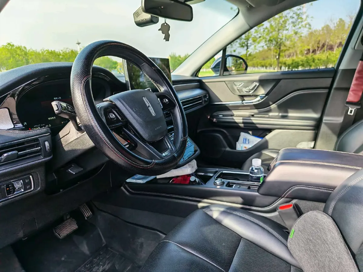 2022 Lincoln Corsair 2.0T 245HP L4 8AT,autocango,china used car exporter,china ev exporter,chinese used car exporter,chinese used ev exporter