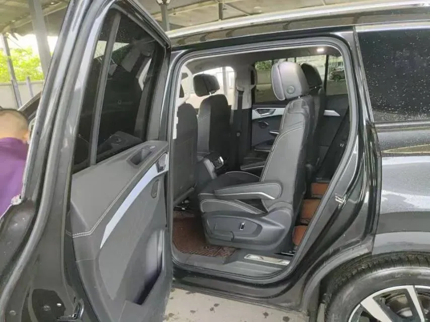 2022 Volkswagen Talagon 2.5T 299HP V6 7DCT,autocango,china used car exporter,china ev exporter,chinese used car exporter,chinese used ev exporter