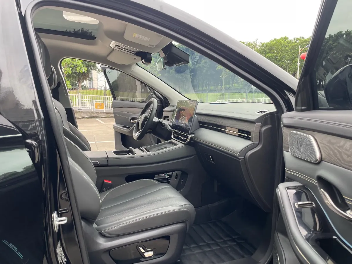 2025 Jetour ShanHai L9 1.5T 156HP L4 2DHT PHEV,autocango,china used car exporter,china ev exporter,chinese used car exporter,chinese used ev exporter