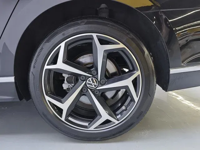 2023 Volkswagen Magotan 2.0T 186HP L4 7DCT,autocango,china used car exporter,china ev exporter,chinese used car exporter,chinese used ev exporter