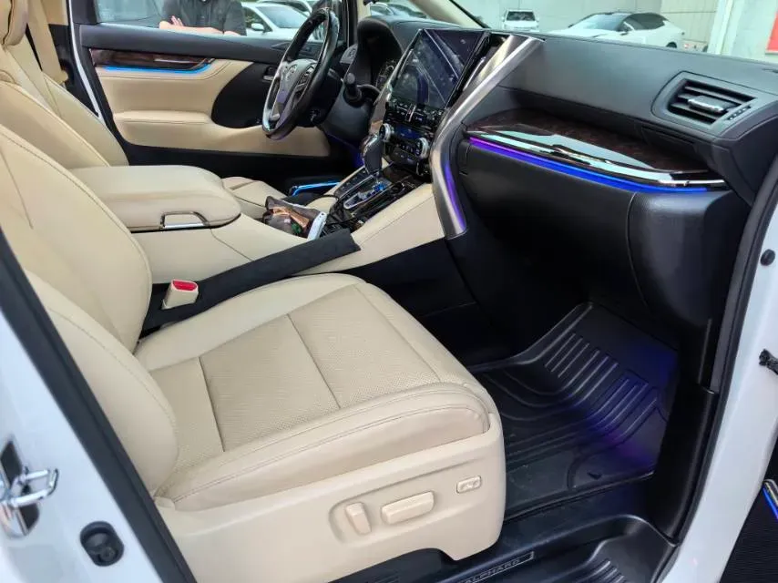 2020 Toyota Alphard 2.5L 117HP L4 E-CVT Hybrid,autocango,china used car exporter,china ev exporter,chinese used car exporter,chinese used ev exporter