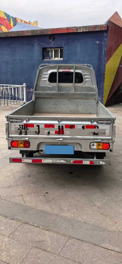 2023 WuLing RongGuang Mini Truck 1.5L 102HP L4 5MT,autocango,china used car exporter,china ev exporter,chinese used car exporter,chinese used ev exporter
