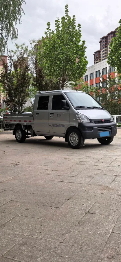 2023 WuLing RongGuang Mini Truck 1.5L 102HP L4 5MT,autocango,china used car exporter,china ev exporter,chinese used car exporter,chinese used ev exporter