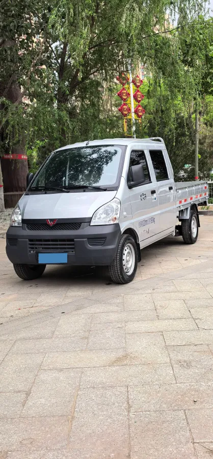2023 WuLing RongGuang Mini Truck 1.5L 102HP L4 5MT,autocango,china used car exporter,china ev exporter,chinese used car exporter,chinese used ev exporter