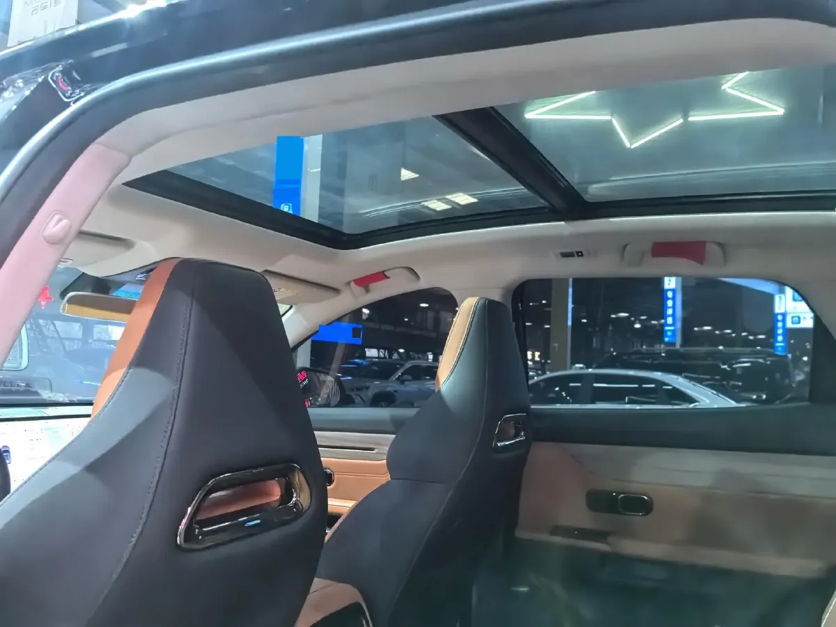 2025 Jetour DASHING 1.5T 156HP L4 6DCT,autocango,china used car exporter,china ev exporter,chinese used car exporter,chinese used ev exporter