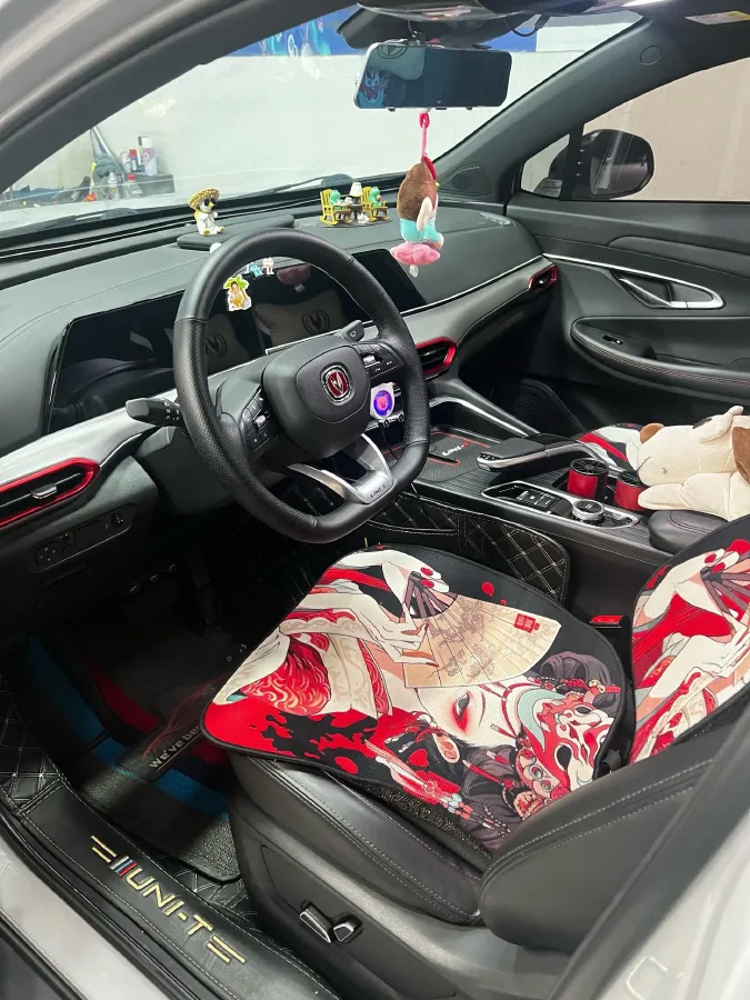 2022 ChangAn UNI-T 1.5T 188HP L4 7DCT,autocango,china used car exporter,china ev exporter,chinese used car exporter,chinese used ev exporter