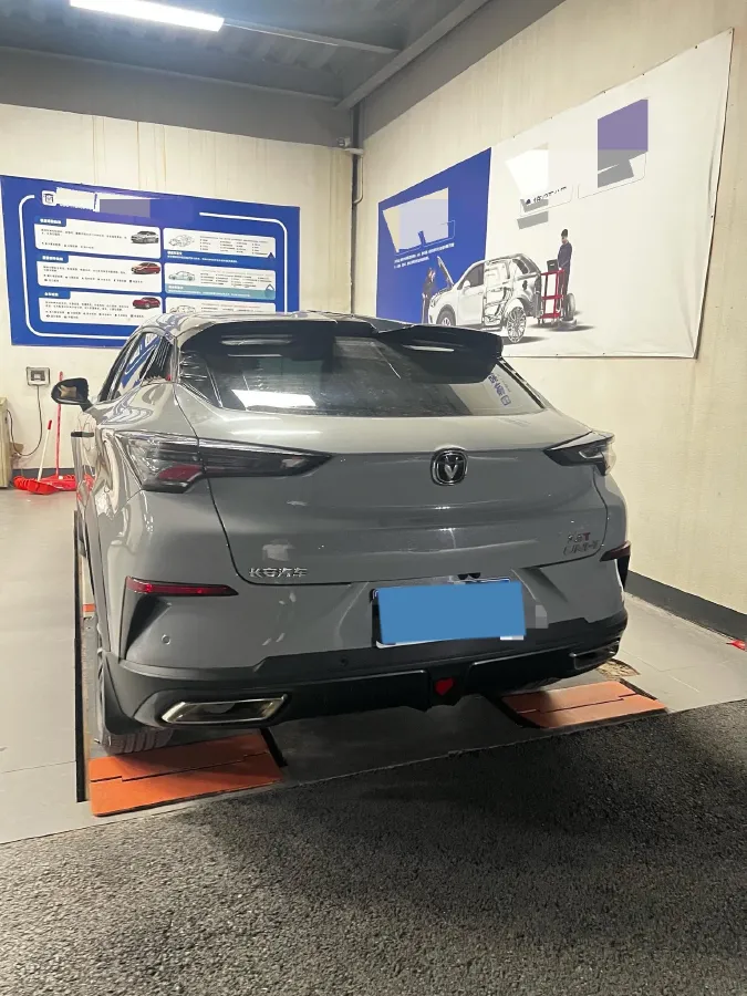 2022 ChangAn UNI-T 1.5T 188HP L4 7DCT,autocango,china used car exporter,china ev exporter,chinese used car exporter,chinese used ev exporter