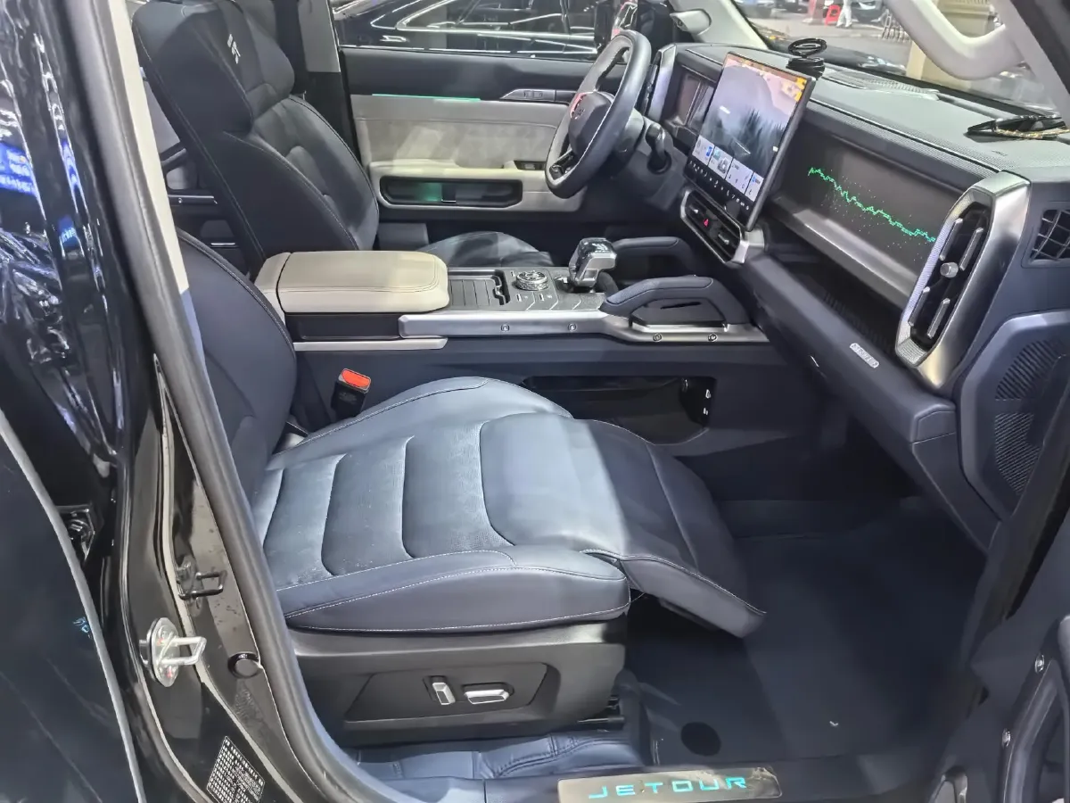 2024 Jetour ShanHai TravellerC-DM 1.5T 156HP L4 3DHT PHEV 26.7KWH,autocango,china used car exporter,china ev exporter,chinese used car exporter,chinese used ev exporter